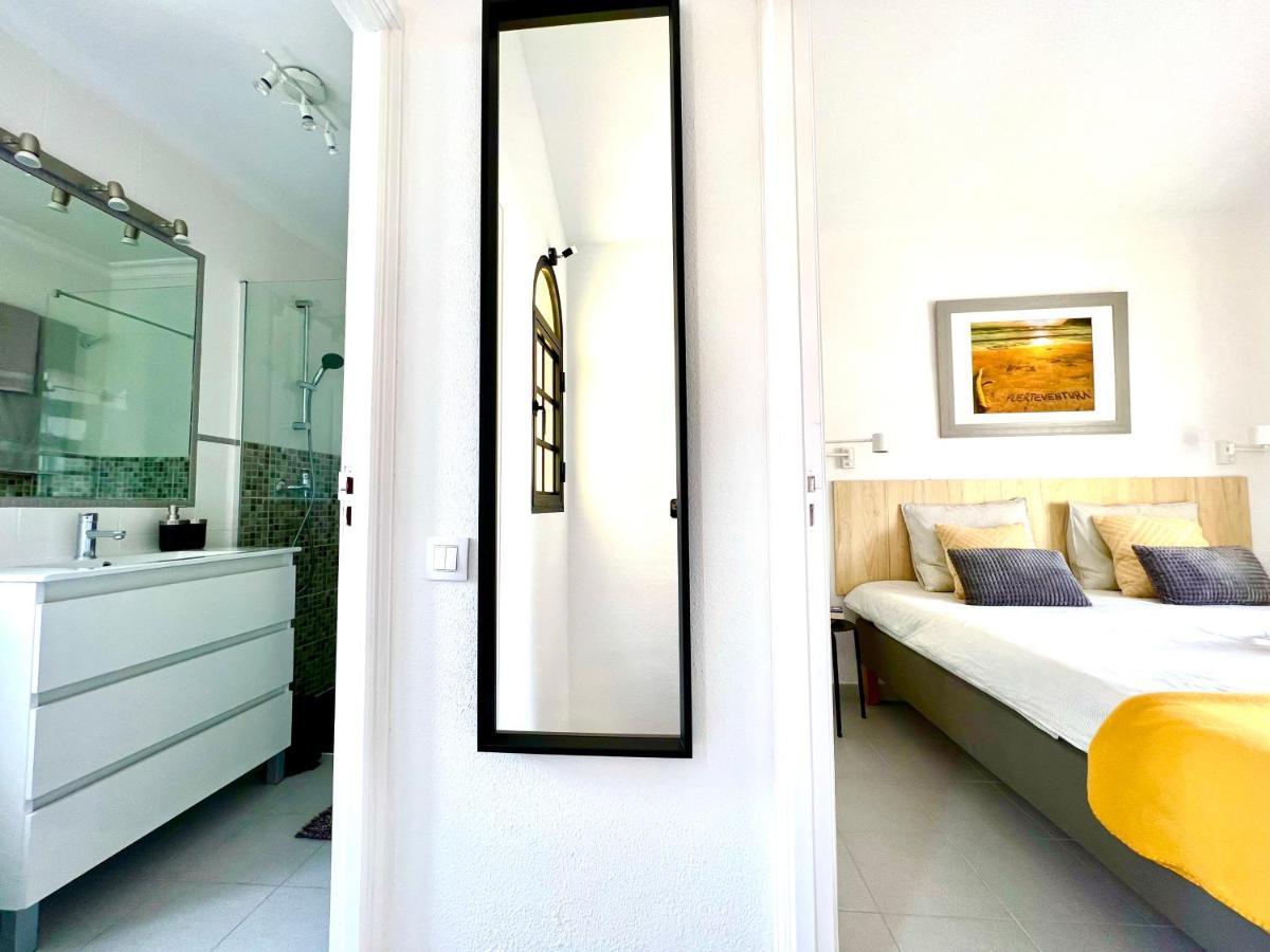 Paola Comfort Apartment Costa Calma Bagian luar foto